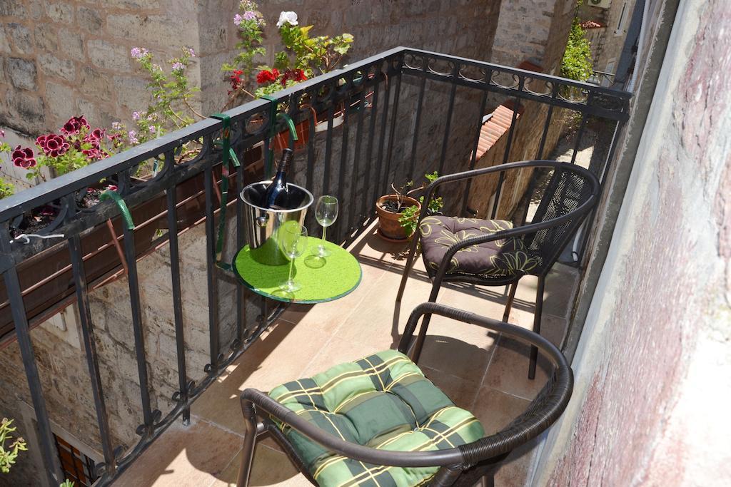 בודווה Bell Tower Apartment מראה חיצוני תמונה